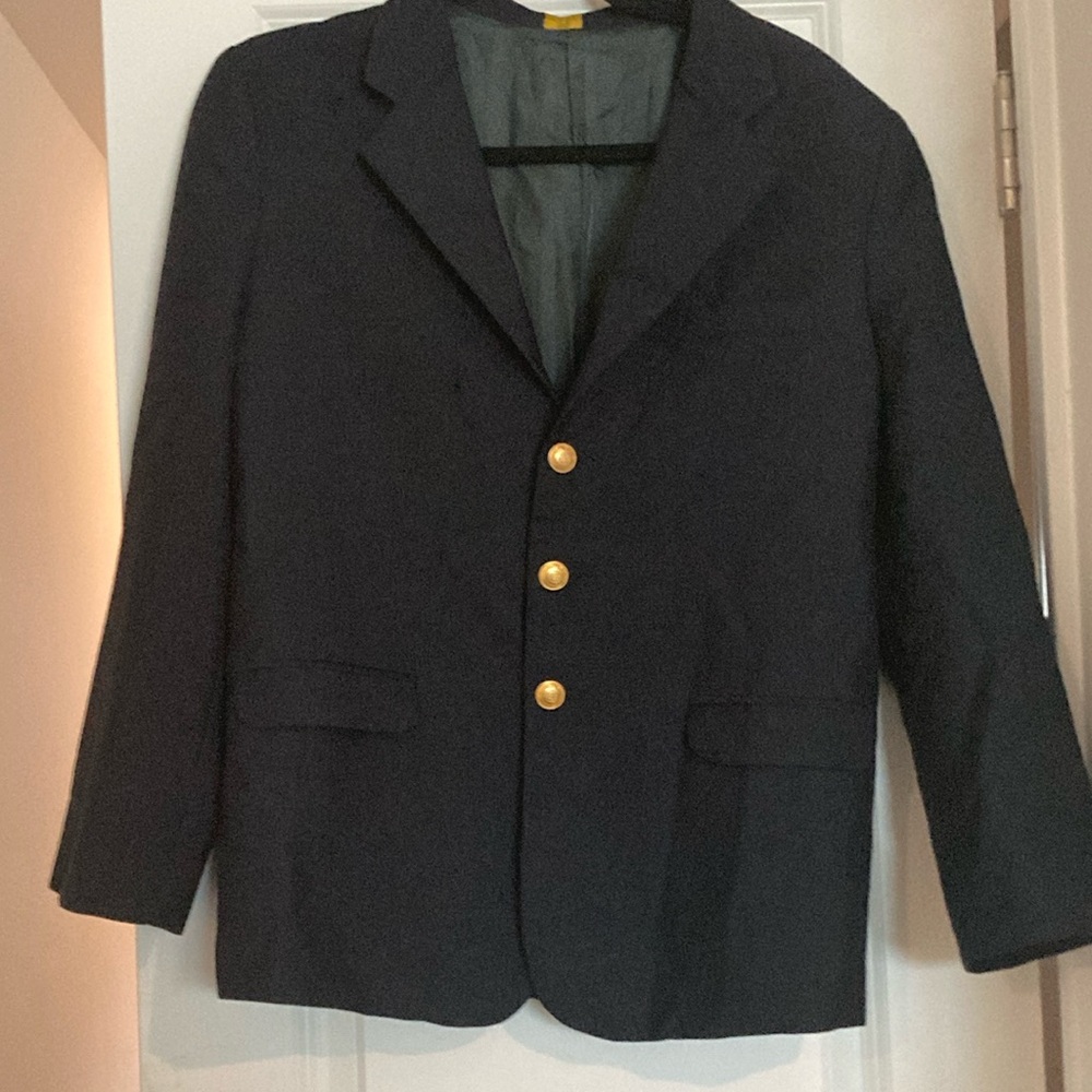 Claiborne Woman’s size 14 Classic Black Blazer with Gold Buttons formal fashion